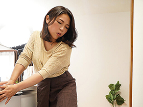 夫の目を盗んで自宅不倫　北川真由香　サンプル画像12